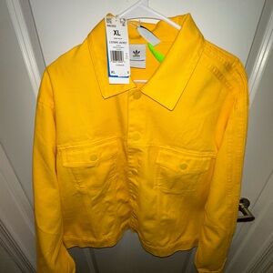 ADIDAS YELLOW DENIM JACKET. New w/ tags. US Sz XL
